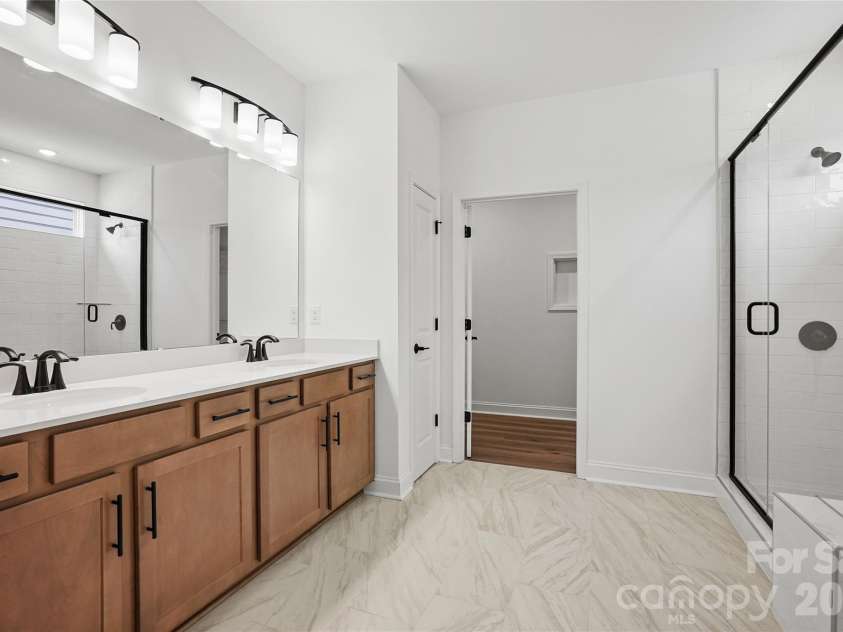 2736 Peak Court, Belmont, NC 28012.  MLS# CAR4328408, YatesRealty ID 1857. Primary bathroom