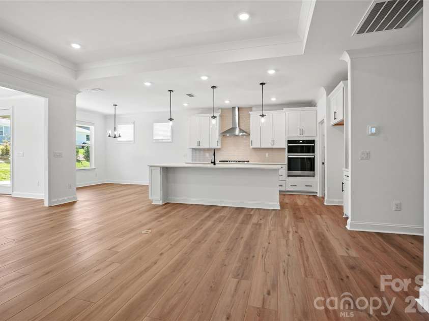 2736 Peak Court, Belmont, NC 28012.  MLS# CAR4328408, YatesRealty ID 1857. Spacious sunroom off living room