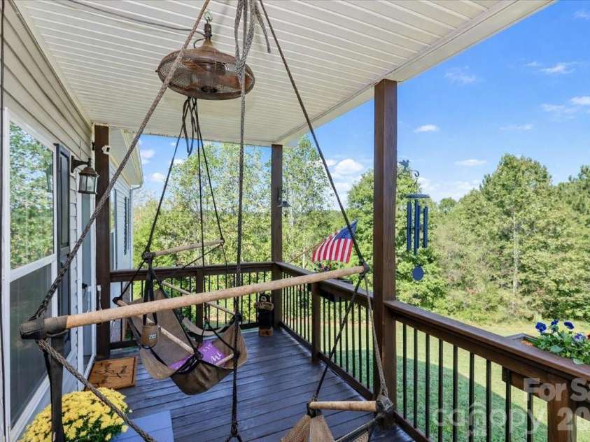 192 Apple Valley Lane, Statesville, NC 28677.  MLS# CAR4367094, YatesRealty ID 18570. 