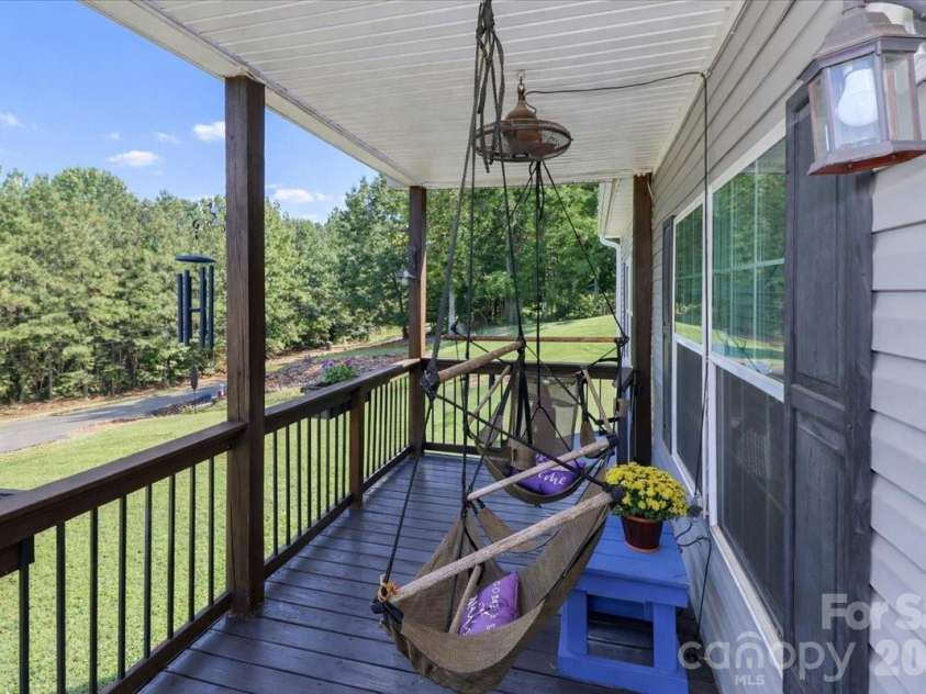 192 Apple Valley Lane, Statesville, NC 28677.  MLS# CAR4367094, YatesRealty ID 18570. 
