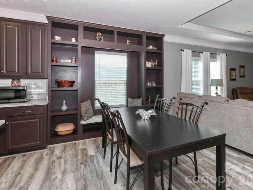 192 Apple Valley Lane, Statesville, NC 28677.  MLS# CAR4367094, YatesRealty ID 18570. 