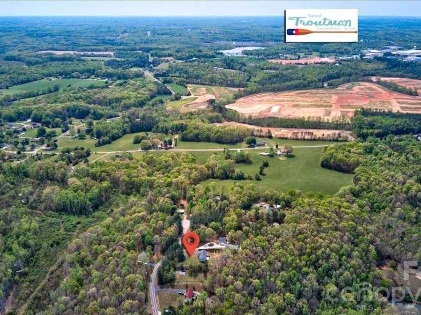 192 Apple Valley Lane, Statesville, NC 28677.  MLS# CAR4367094, YatesRealty ID 18570. 