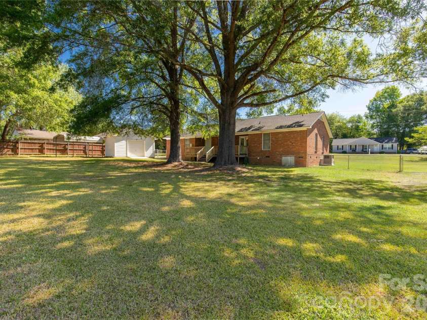 1718 Gene Hudson Drive, Lancaster, SC 29720.  MLS# CAR4370431, YatesRealty ID 18571. 
