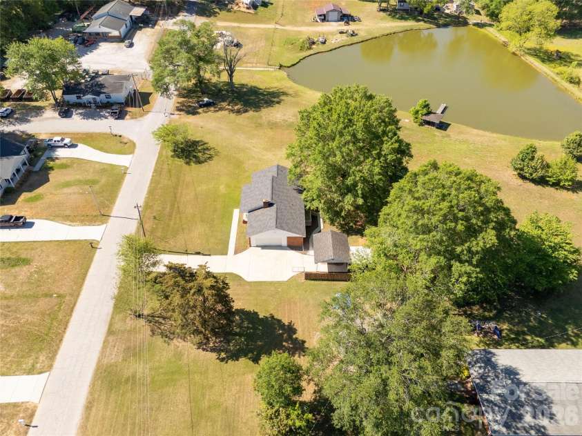 1718 Gene Hudson Drive, Lancaster, SC 29720.  MLS# CAR4370431, YatesRealty ID 18571. 