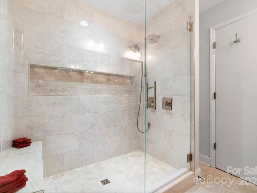 552 Odell School Road, Concord, NC 28027.  MLS# CAR4240016, YatesRealty ID 18571. 