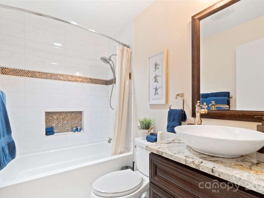 552 Odell School Road, Concord, NC 28027.  MLS# CAR4240016, YatesRealty ID 18571. 