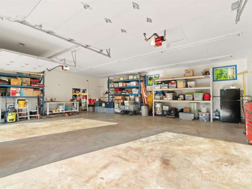 552 Odell School Road, Concord, NC 28027.  MLS# CAR4240016, YatesRealty ID 18571. 