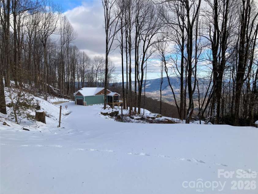 155 Wrenlock Drive, Little Switzerland, NC 28749.  MLS# CAR4368647, YatesRealty ID 18572. 