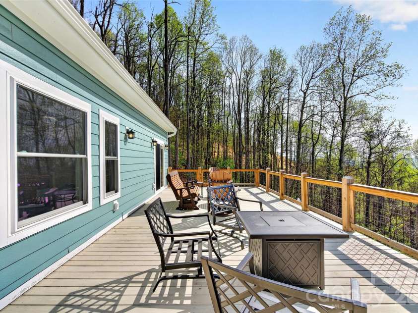 155 Wrenlock Drive, Little Switzerland, NC 28749.  MLS# CAR4368647, YatesRealty ID 18572. 