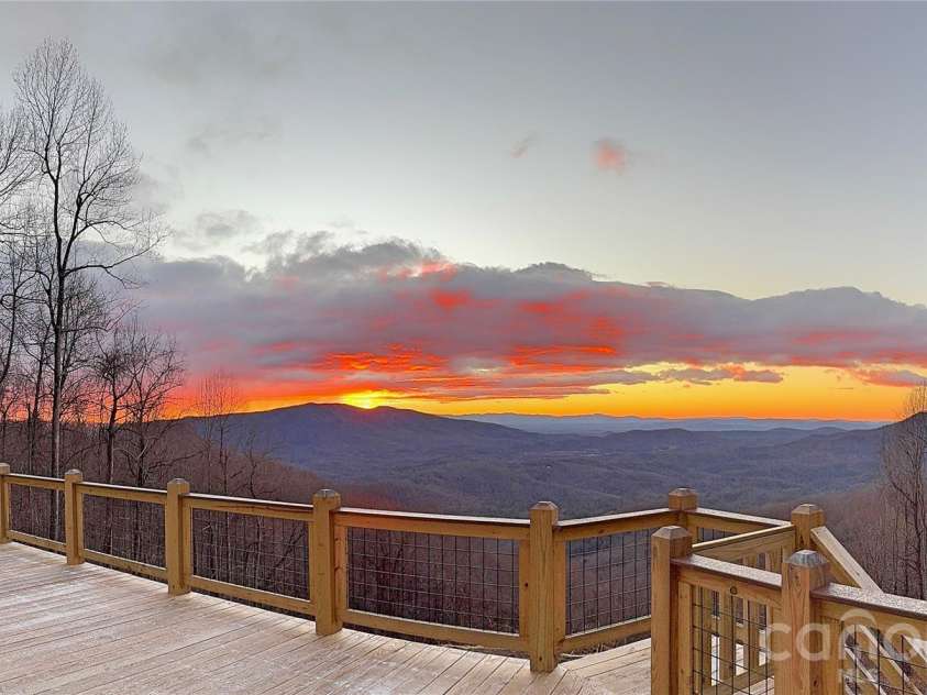 155 Wrenlock Drive, Little Switzerland, NC 28749.  MLS# CAR4368647, YatesRealty ID 18572. 