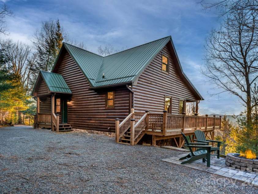 4880 Nightingale Way, Lenoir, NC 28645.  MLS# CAR4223039, YatesRealty ID 18572. 