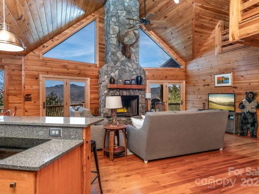 4880 Nightingale Way, Lenoir, NC 28645.  MLS# CAR4223039, YatesRealty ID 18572. 