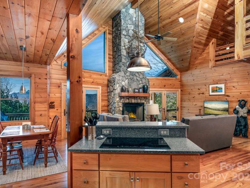 4880 Nightingale Way, Lenoir, NC 28645.  MLS# CAR4223039, YatesRealty ID 18572. 