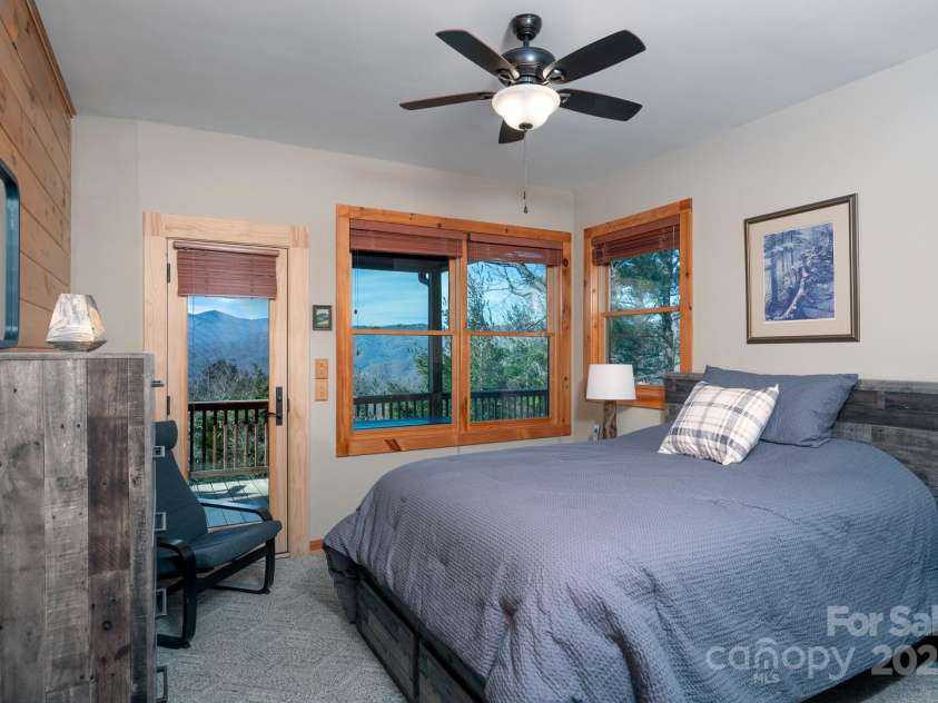 4880 Nightingale Way, Lenoir, NC 28645.  MLS# CAR4223039, YatesRealty ID 18572. 