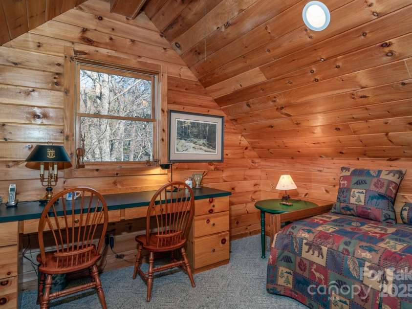 4880 Nightingale Way, Lenoir, NC 28645.  MLS# CAR4223039, YatesRealty ID 18572. 