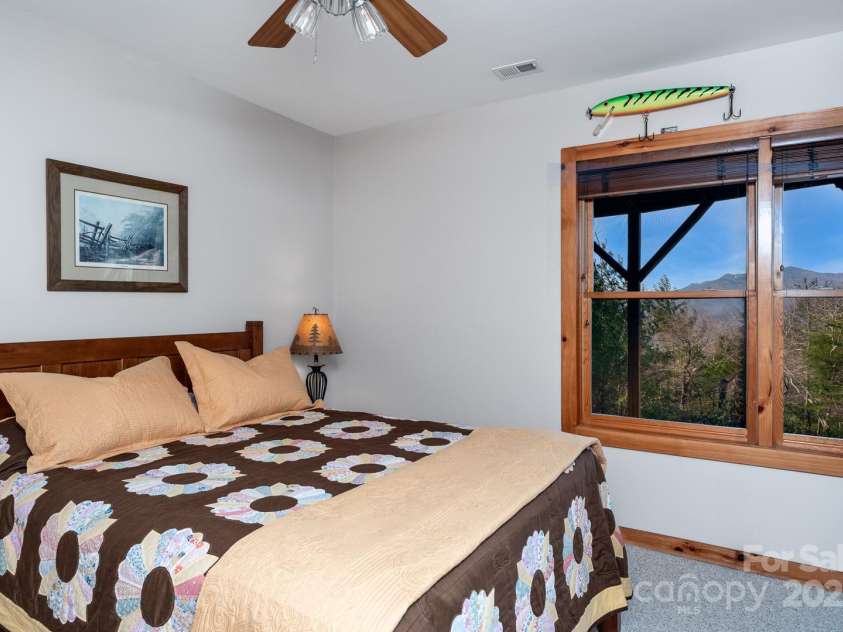 4880 Nightingale Way, Lenoir, NC 28645.  MLS# CAR4223039, YatesRealty ID 18572. 