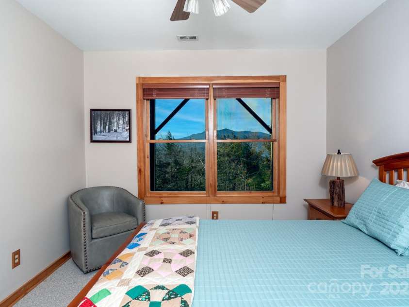 4880 Nightingale Way, Lenoir, NC 28645.  MLS# CAR4223039, YatesRealty ID 18572. 