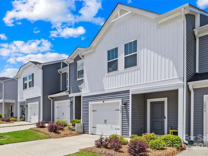 1563 Old Rivers Road, Concord, NC 28027.  MLS# CAR4260892, YatesRealty ID 18573. 