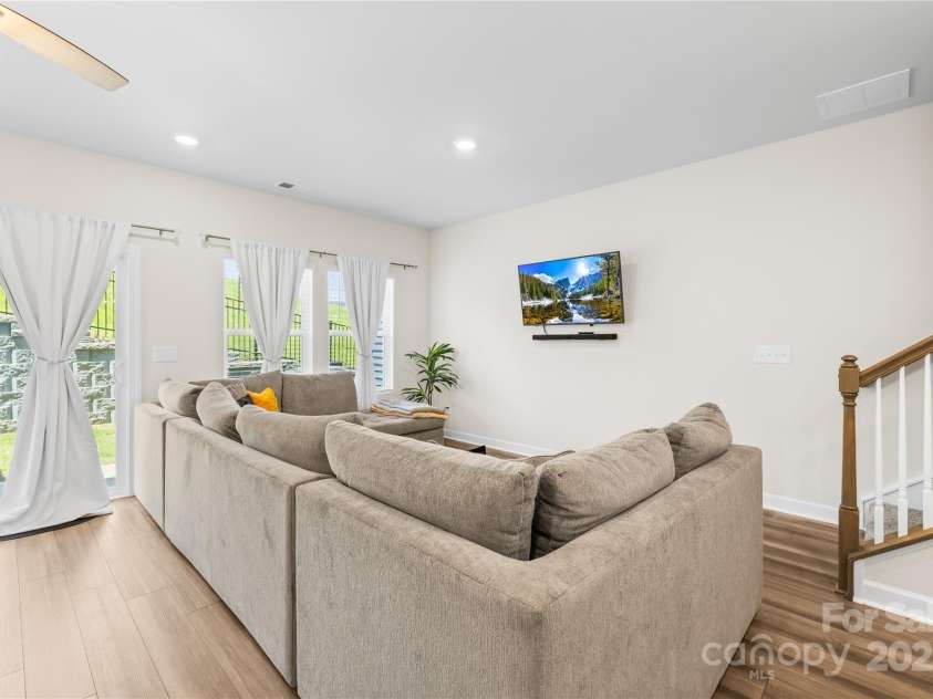 1563 Old Rivers Road, Concord, NC 28027.  MLS# CAR4260892, YatesRealty ID 18573. 