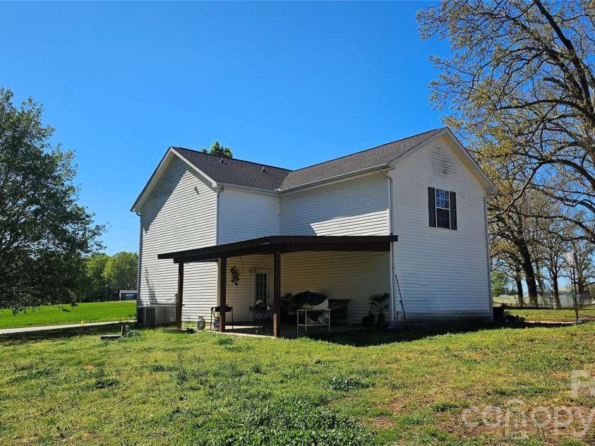 2907 New Salem Road, Monroe, NC 28110.  MLS# CAR4342010, YatesRealty ID 18573. 