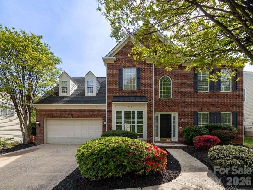 268 Glencoe Lane, Mooresville, NC 28117.  MLS# CAR4362193, YatesRealty ID 18576. 