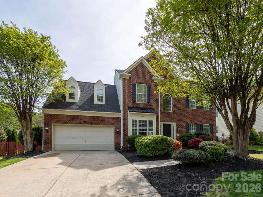 268 Glencoe Lane, Mooresville, NC 28117.  MLS# CAR4362193, YatesRealty ID 18576. 