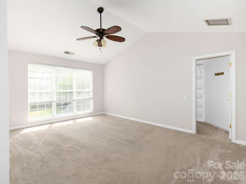 268 Glencoe Lane, Mooresville, NC 28117.  MLS# CAR4362193, YatesRealty ID 18576. 