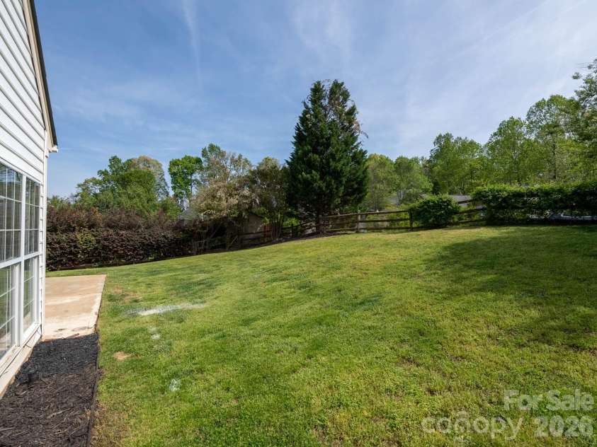 268 Glencoe Lane, Mooresville, NC 28117.  MLS# CAR4362193, YatesRealty ID 18576. 