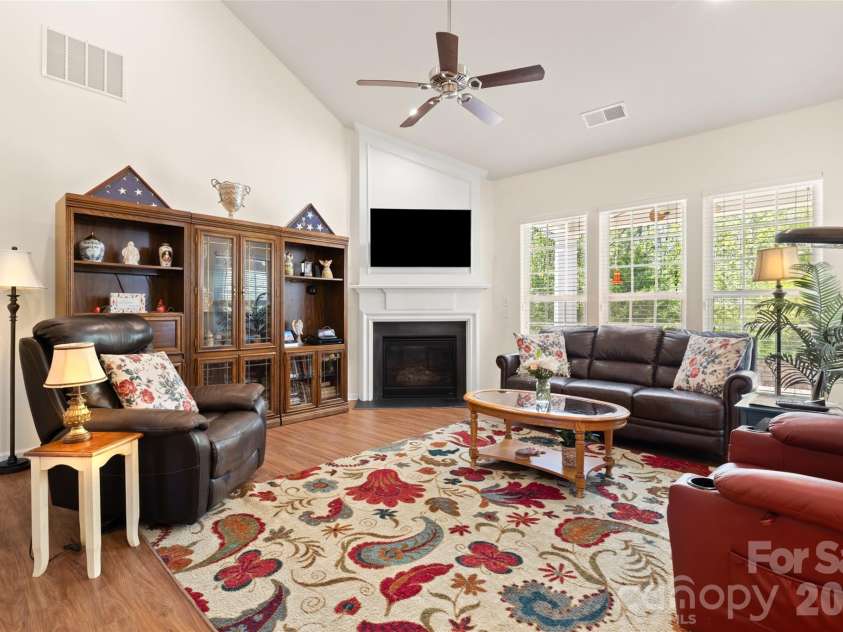 2190 Hartwell Lane, Fort Mill, SC 29707.  MLS# CAR4368725, YatesRealty ID 18577. 