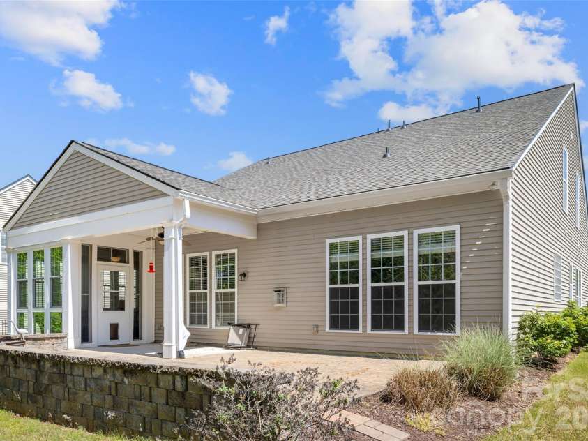 2190 Hartwell Lane, Fort Mill, SC 29707.  MLS# CAR4368725, YatesRealty ID 18577. 