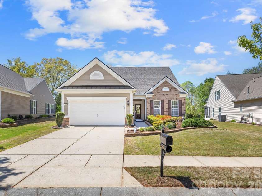 2190 Hartwell Lane, Fort Mill, SC 29707.  MLS# CAR4368725, YatesRealty ID 18577. 