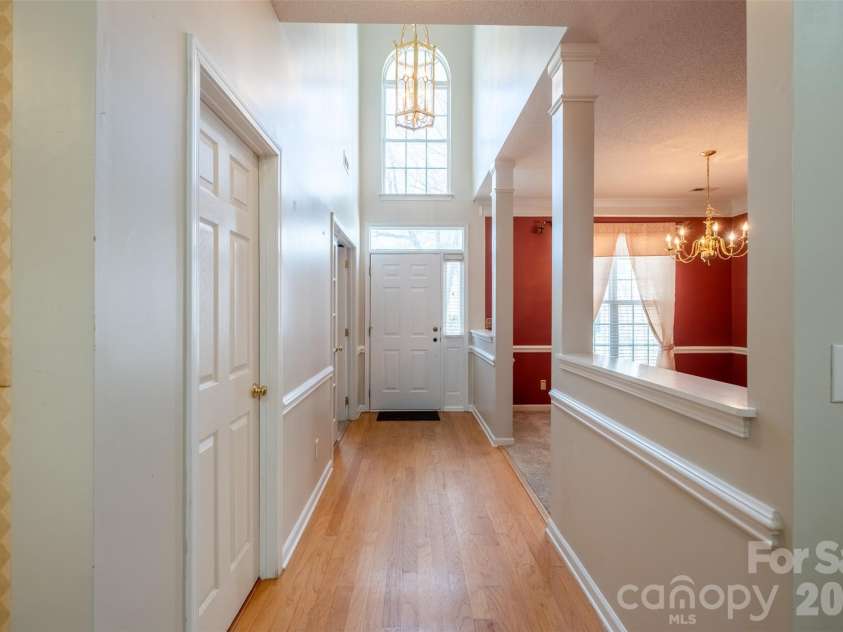 4210 Mckendree Way, Charlotte, NC 28269.  MLS# CAR4341173, YatesRealty ID 18578. 