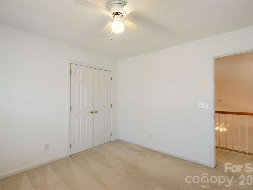 4210 Mckendree Way, Charlotte, NC 28269.  MLS# CAR4341173, YatesRealty ID 18578. 