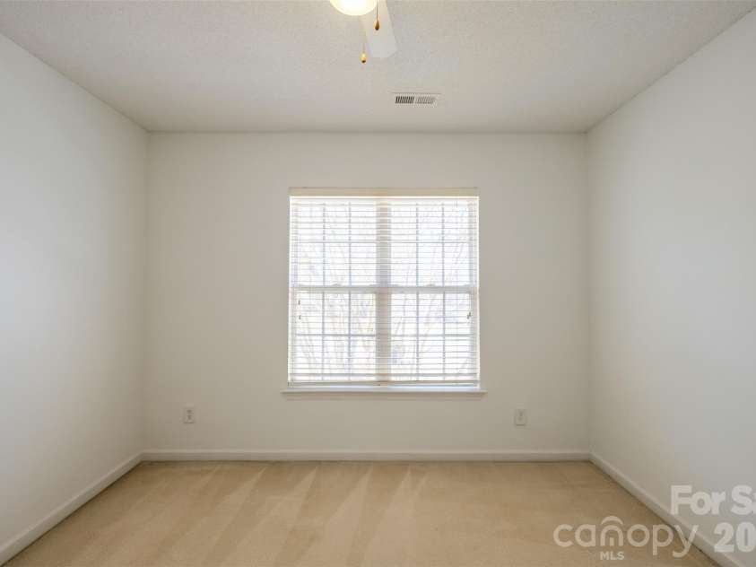 4210 Mckendree Way, Charlotte, NC 28269.  MLS# CAR4341173, YatesRealty ID 18578. 