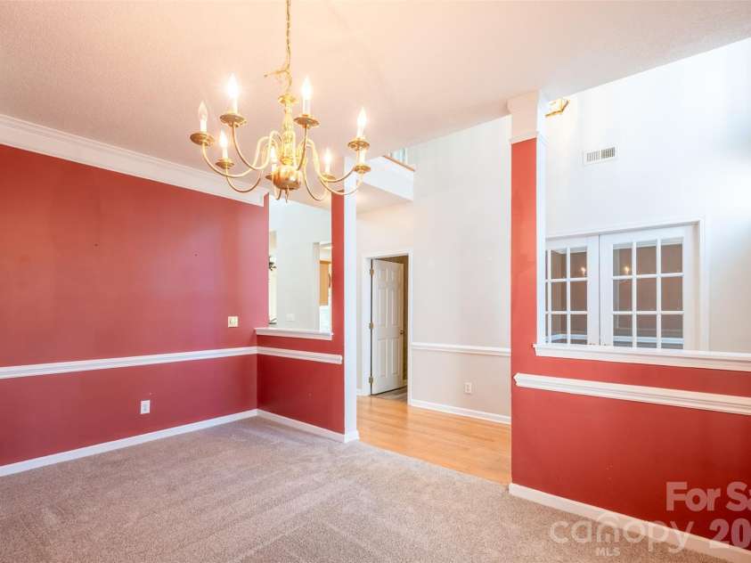4210 Mckendree Way, Charlotte, NC 28269.  MLS# CAR4341173, YatesRealty ID 18578. 