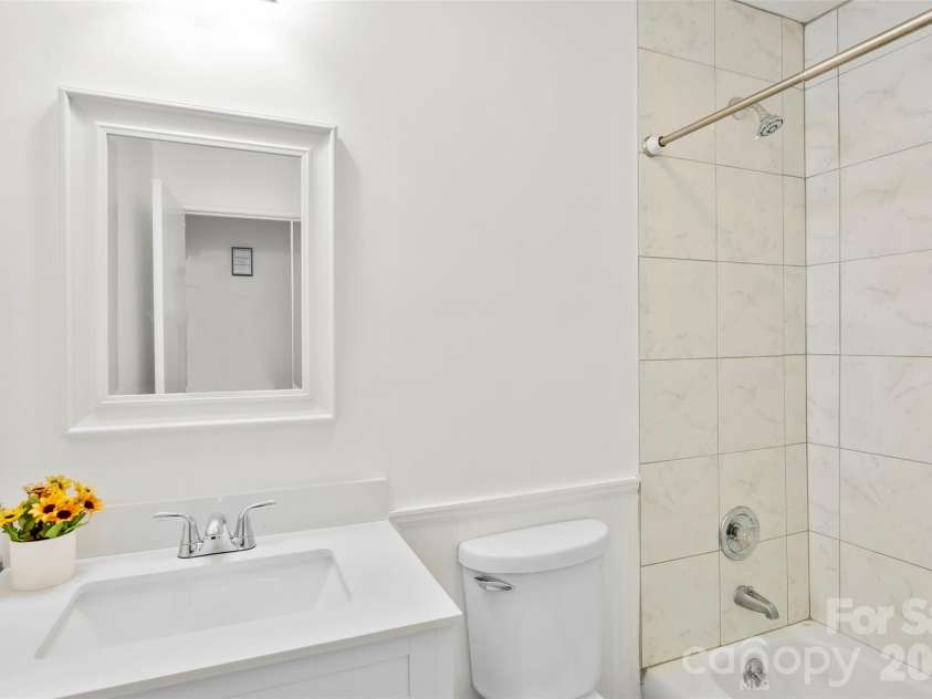 425 Whitethorn Drive, Gastonia, NC 28054.  MLS# CAR4364846, YatesRealty ID 18579. 