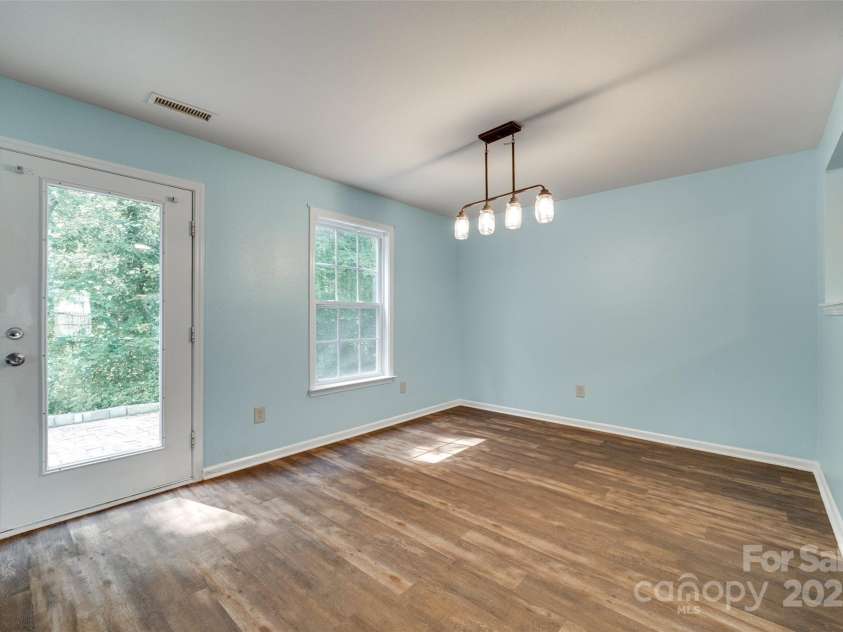 672 Carybrook Court, York, SC 29745.  MLS# CAR4266903, YatesRealty ID 18579. Dining Room