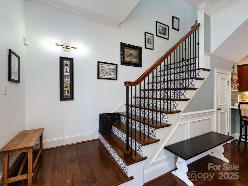 6301 Park South Drive, Charlotte, NC 28210.  MLS# CAR4237231, YatesRealty ID 18580. Stairway to the 2nd flooor