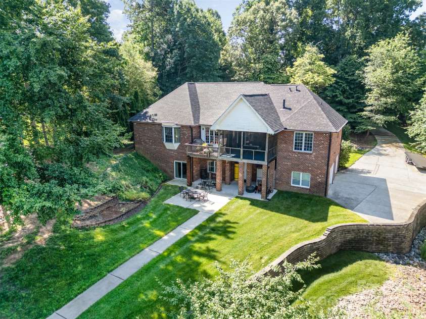 7545 Rabbit Circle, Denver, NC 28037.  MLS# CAR4262948, YatesRealty ID 18582. Back exterior