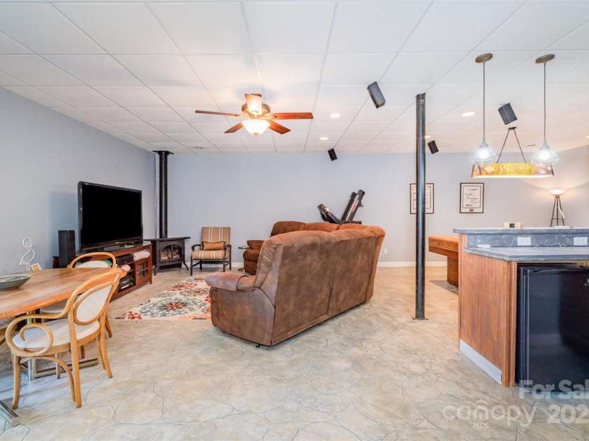 7545 Rabbit Circle, Denver, NC 28037.  MLS# CAR4262948, YatesRealty ID 18582. Basement Family Room w/ wet bar