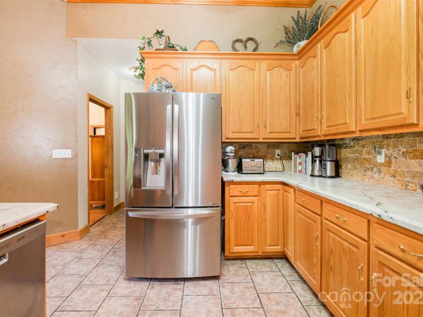 7545 Rabbit Circle, Denver, NC 28037.  MLS# CAR4262948, YatesRealty ID 18582. Kitchen