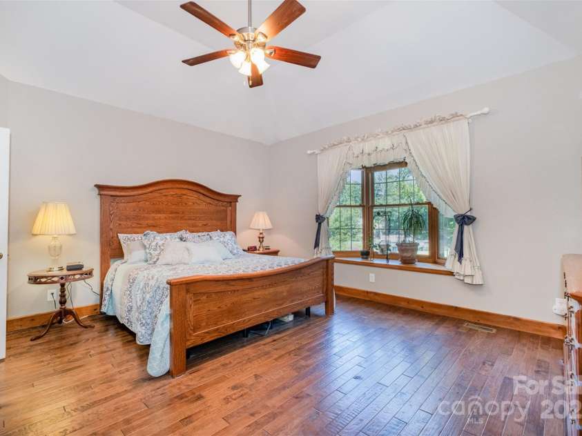7545 Rabbit Circle, Denver, NC 28037.  MLS# CAR4262948, YatesRealty ID 18582. Primary Bedroom
