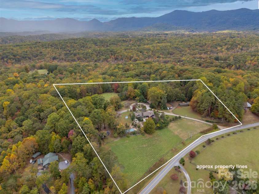 936 Golden Road, Tryon, NC 28782.  MLS# CAR4317970, YatesRealty ID 18582. 