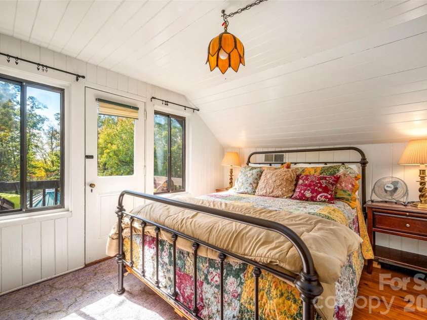 936 Golden Road, Tryon, NC 28782.  MLS# CAR4317970, YatesRealty ID 18582. 