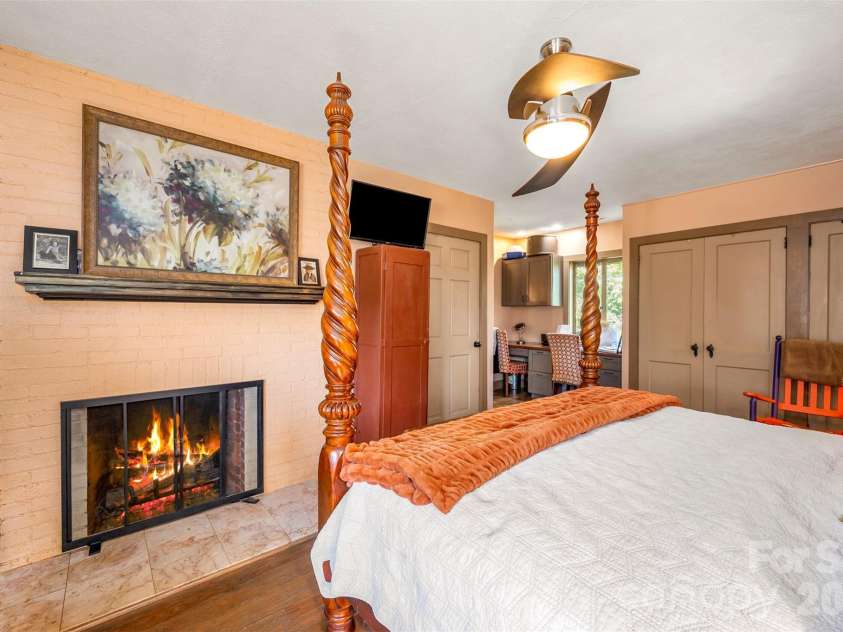 936 Golden Road, Tryon, NC 28782.  MLS# CAR4317970, YatesRealty ID 18582. 