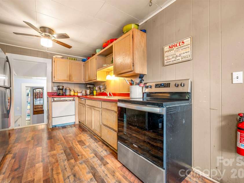 936 Golden Road, Tryon, NC 28782.  MLS# CAR4317970, YatesRealty ID 18582. 
