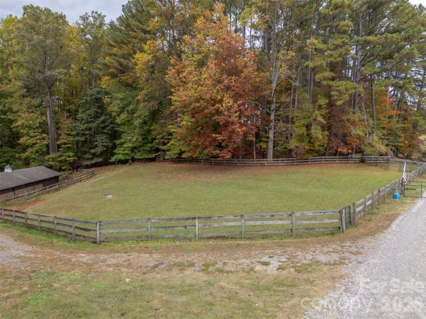 936 Golden Road, Tryon, NC 28782.  MLS# CAR4317970, YatesRealty ID 18582. 