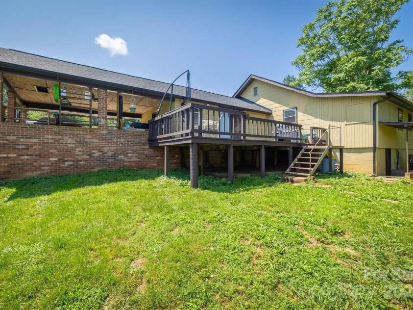 3803 Cook Road, Valdese, NC 28690.  MLS# CAR4258031, YatesRealty ID 18583. 