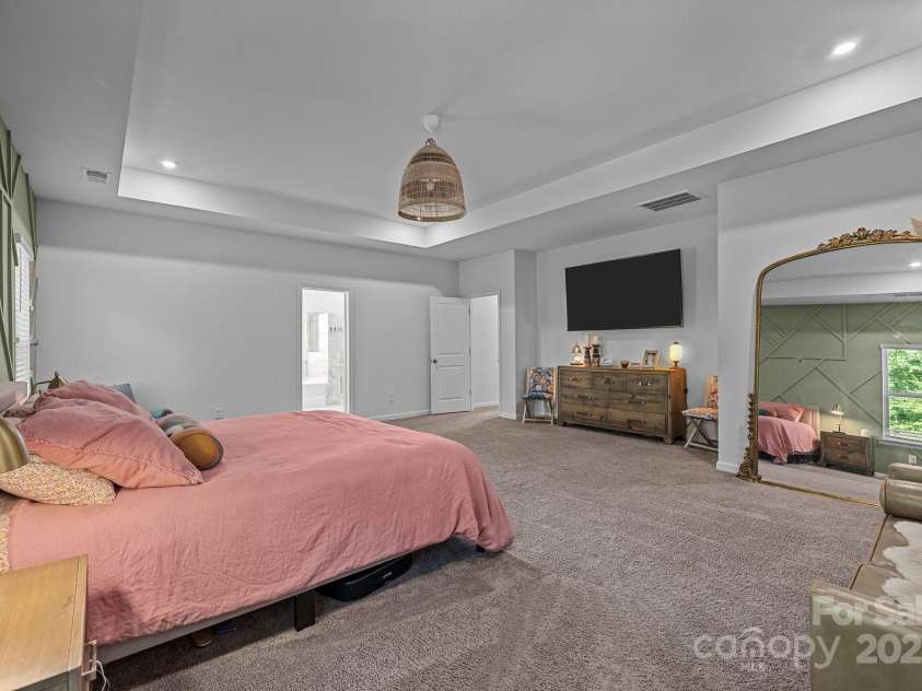 229 Cramerton Mills Parkway, Cramerton, NC 28032.  MLS# CAR4267417, YatesRealty ID 18584. 