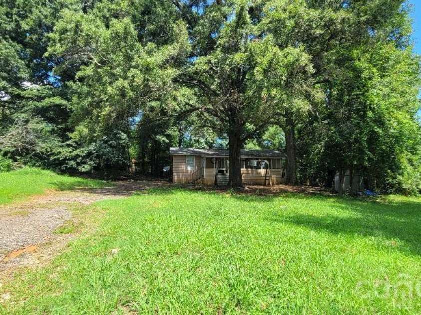 3169 Eden Terrace Extension, Rock Hill, SC 29730.  MLS# CAR4372937, YatesRealty ID 18585. 